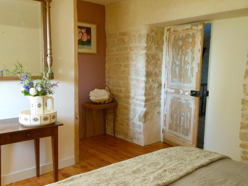 Auberge De La Tuilerie Surgy Exterior photo